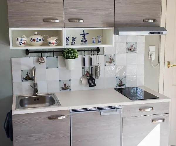 Bed & Breakfast Wilhelmina's 3*